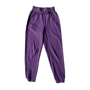 LULULEMON License to Train High Rise  Pants Size 2